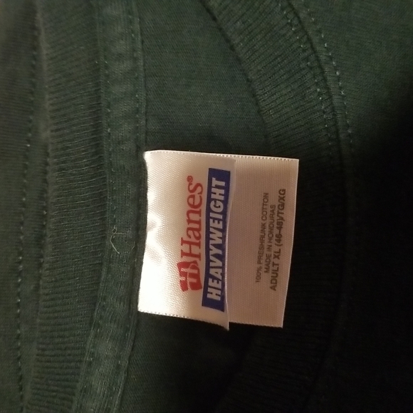 Hanes Heavyweight T-Shirt, Stoneys Beer Clover Shamrock Logo Size X-Large,Unisex - Picture 4 of 5